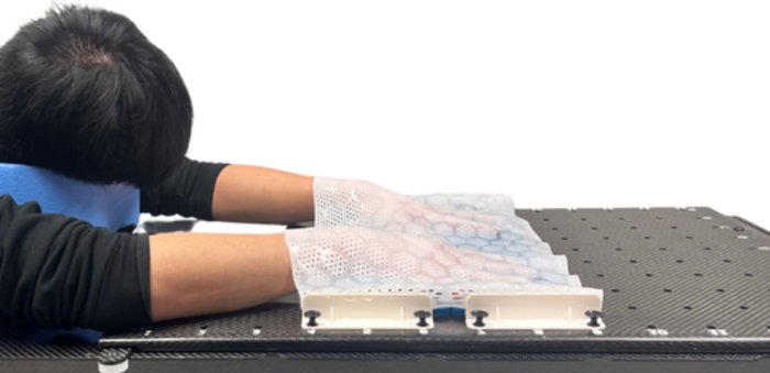 Extremity Immobilization for Low Dose Radiation Therapy - double hands or hips